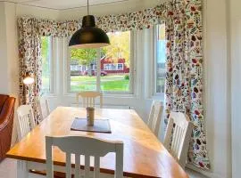 2 Bedroom Nice Home In Byxelkrok