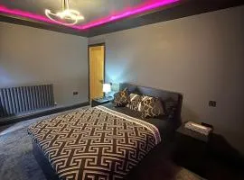 SK Stays Modern Luxury Home With Jacuzzi Bath & Cinema Room