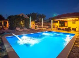 Holiday Home Dugobabe 12617