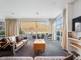 Marina Views Lakeside Stay in Queenstown, ξενοδοχείο σε Frankton