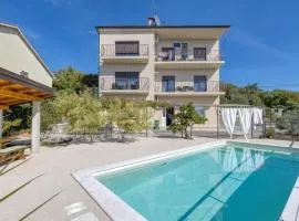 Apartments with swimming pool Rijeka - 24958