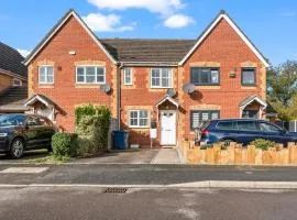 2 Bedrooms - 3 Beds - Quiet Retreat - Parking