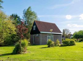 Awesome Home In Woudsend With Wifi, Hotel in Woudsend