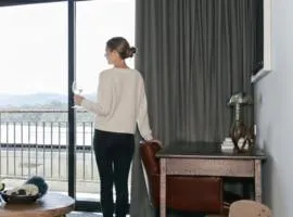 Lake Jindabyne Hotel