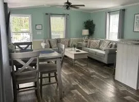 Rainbow River Bungalow Free Access to KP Hole! Near Ocala & Crystal River