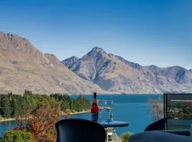 Lakeside One-Bedroom Retreat Pounamu Complex