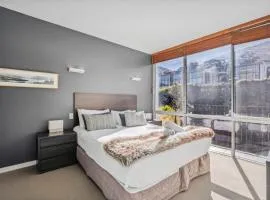 Lakeside Studio Suite Pounamu Complex