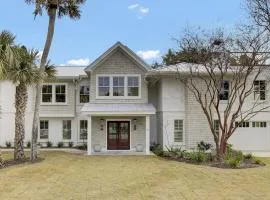 6 36th Avenue by AvantStay Stunning Private Pool