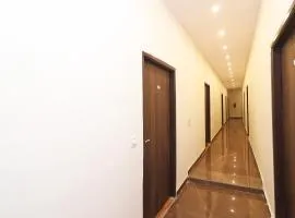 OYO 81074 Hotel Adb