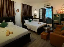 Refined Boutique Studio, Hoan Kiem