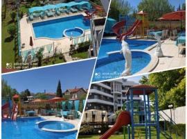 Diva hotel and Apartments, hotel di Saints Constantine and Helena