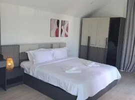 Seashell Family-222普吉岛木屋走几步到邦涛海滩看日落周边餐饮方便