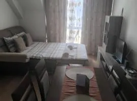 студио КОМФОРТ в центъра на град Сандански