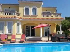 Villa Rosana