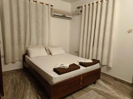 Good shepherd & Sabs Apartments And rooms, vila v destinaci Colva