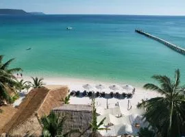 WHITE SAND ARK RESORT