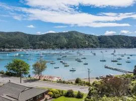 Waikawa Bay View - Waikawa Holiday Home