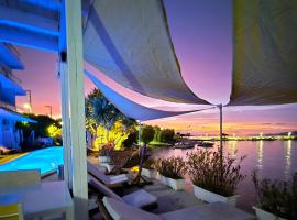 Porto Evia Boutique Hotel, hotel em Amarinthos