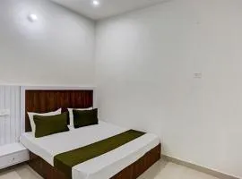 FabHotel Rajhans