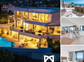 VACATION MARBELLA I Villa Riviera The View, Luxury Villa, Breathtaking Sea View, Private Pool, Close Distance to the Finest Beaches