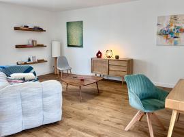 Maison avec grand jardin en centre ville, hotel i Le Blanc