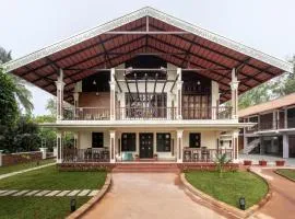 The Kumberi Manor