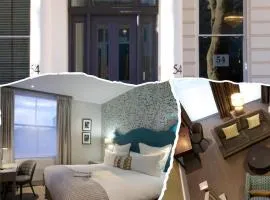 54 Queen's Gate Hotel