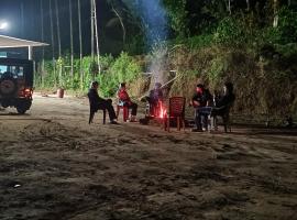 Doddagadde Homestay - Near to Ettina Bhuja Trek, hotel v destinaci Sakleshpur