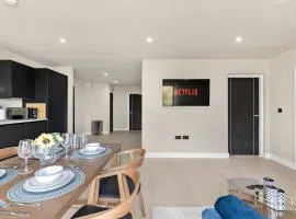Luxury NEC and Birmingham Airport Apartment