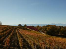 Cantina dei 5 Sogni, hotel i Monforte dʼAlba