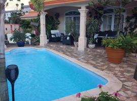 La Perle Bleue, hotel in Rose Hill