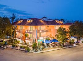 Odysseus Palace, serviced apartment in Póros Kefalonias