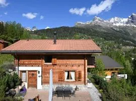 Chalet Ecureuil noir by Interhome