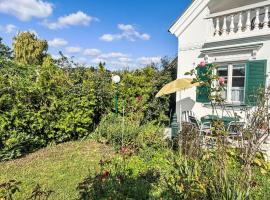 Holiday Home Großmutters Ferienhaus by Interhome, hotel em Mörbisch am See