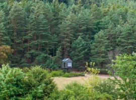 Chalet Glamping Sokolka by Interhome, ξενοδοχείο σε Branžež