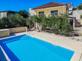 Holiday Home Palada by Interhome