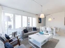 Apartment Blanc Rivage with garage by Interhome