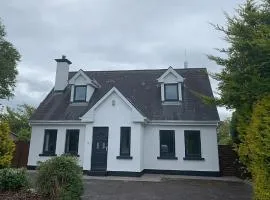 Holiday Home Burren Seaside Lodge by Interhome