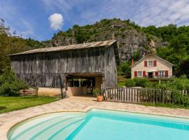 Family Villa - Laroche Martel, hotel i Martel