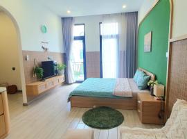 Andi Homestay-Vinhomes Grand Park、Gò Côngのホテル