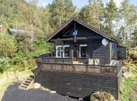 Holiday Home Kosestua by Interhome, hotel in Madland