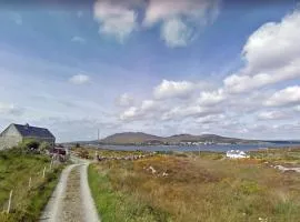 Holiday Home Bridies Holiday Cottage Roundstone by Interhome