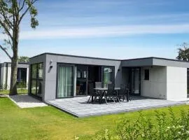 Holiday Home De Zeebries by Interhome