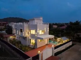 EKO STAY Gold - Gatsby Villa