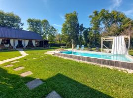 Holiday Home Utinja by Interhome, hotel in Skakavac