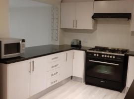 Cottage on Abelia, Hotel in Helderberg