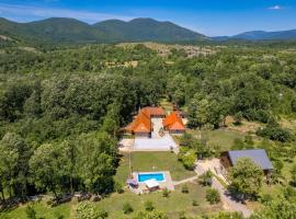 Holiday Home Relax Lika by Interhome, Hotel in Gračac