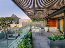 BALI SUITE in Camps Bay