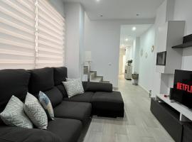 Casa moderna en Manises con 2 terrazas, hotel in Manises