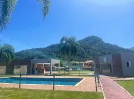 Apartamento completo, à 10 min da praia e próximo ao Riocentro